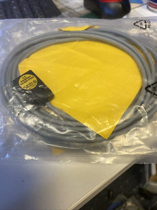 Turck BI5-Q08-VP6X2 Induktiver Sensor PNP 10–30V DC – neu mit OVP2