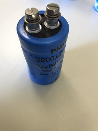 Philips / BC 470µF 63V Elko5