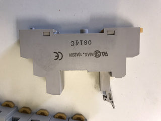 2x SR RELAISSOCKEL 13x7C Fassung für Industrie-Steckrelais 10A 250V NEU1
