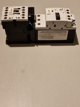 Siemens 3RV1011-1FA10 Leistungsschalter+3RT1016-1BB411