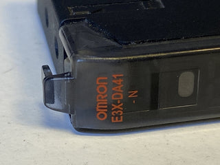 OMRON E3X-DA41-N Digitaler Lichtleiter-Verstärker (PNP) – Gebraucht1
