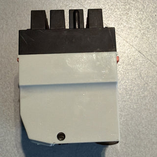 Telemecanique / Schneider Electric RHN 411M Hilfsrelais / Steckrelais 220V AC 4 4