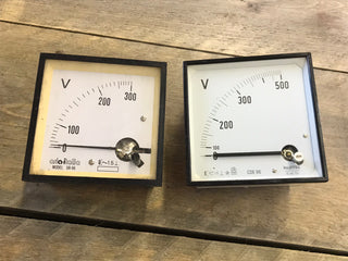 2X PANTEC CDE96 VIEWER A HAND 500/1A +ASIA-SR-96 300v AMPEREMETER0