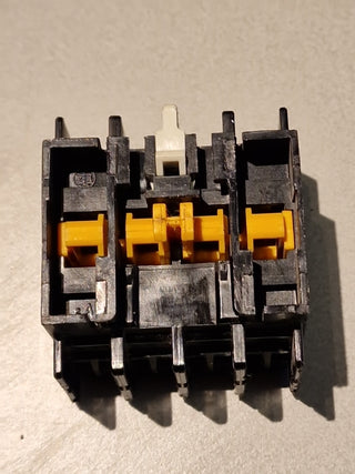Telemecanique LA1-D40 A65 Hilfsschalterblock Hilfsschütz 4NO 4-polig Gebraucht4
