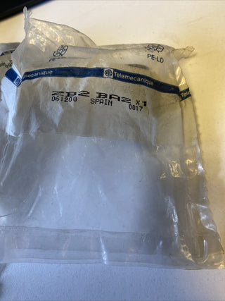 6X Telemecanique Schneider ZB2 BA2, Drucktaster, unbenutzt OVP1