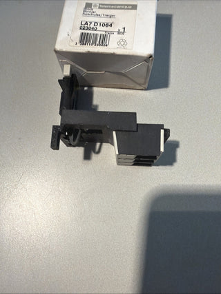 Schneider Electric / Telemecanique LA7D1064 TeSys2