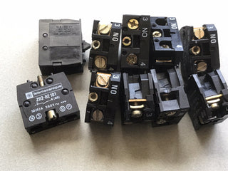 10X Telemecanique ZB2-BE101 Kontaktblock1
