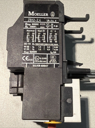 Motorschutzrelais Klöckner Moeller ZB12-4 Überlastrelais Overload Relay 2,4...4A3