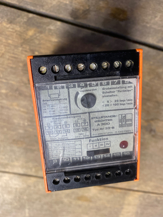ifm electronic A300 Stillstandswächter Typ AV 33-B | 220V AC | Geprüft & Einsatz1