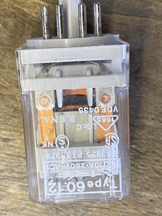 3STÜCK  RELAIS  R.I.N.A. Type 60.139