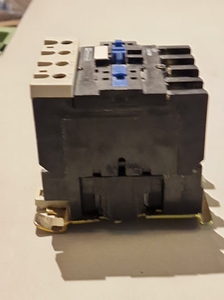 Telemecanique LC1D40004M7 Schütz 220V 60A 4-polig Schneider Electric1