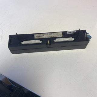 Telemecanique / Schneider Electric TSXBLK7 | 36-poliger Klemmenblock | Gebraucht4