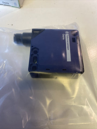 Schneider Electric XUK1APANM12 Optoelektr. Sensor PNP NO M12 OsiSense – NEU & OV2