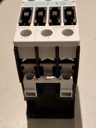Siemens SIRIUS Leistungsschütz 3RT1023-1AP00 (Gebraucht)2