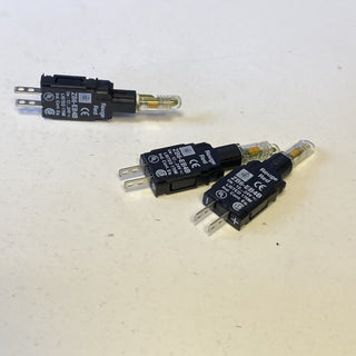 3x  ZB6EB4B Lampenfassung, ZB6, rot Integral LED, 12-24 V5