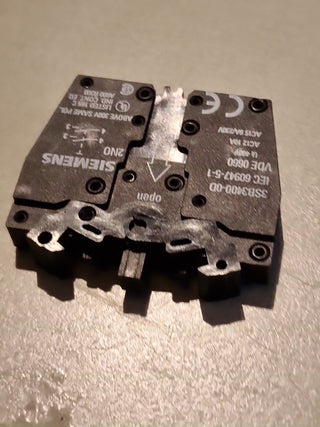 4xSiemens 3SB3400-0K Contact block 1NC1