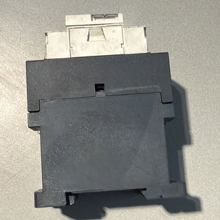Schneider Electric LC1D09BD TeSys D Leistungsschütz 3-polig 9A 24V DC Contactor2