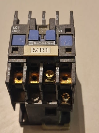 Telemecanique TeSys D Schütz LC1D09016 – 9A – 1 NC – Gebraucht0
