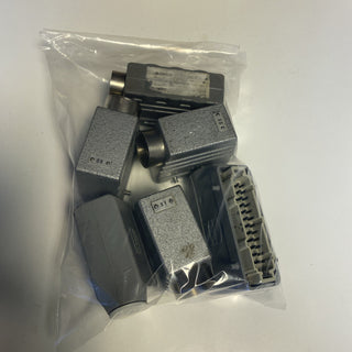 Posten mit 6 Harting Stecker13