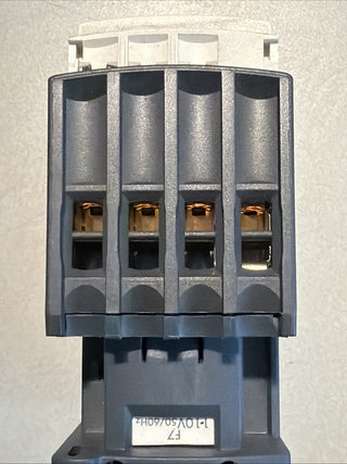 Schneider Electric LC1DT40P7 Leistungsschütz TeSys D 40A 230V AC 1S+1Ö geb2