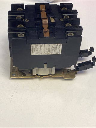 Telemecanique Schneider LC1 D80 4-polig Leistungsschütz 125A 220V AC (LC1D80004M8
