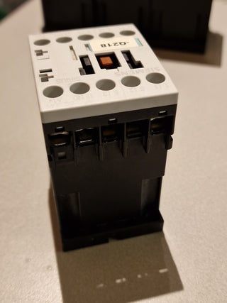 Siemens 3RT1016-1BB41 Hilfsschütz,AC-3 9A, 4 kW/400V, 1S, DC 24V Baugr. S002