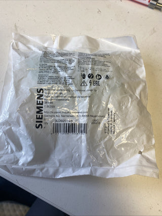4x Siemens 3LD9251-2A Klemmenabdeckung 1-polig – Set (Neu & OVP)0