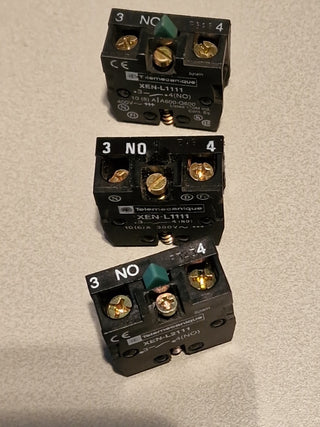 3x TELEMECANIQUE XEN-L1111 Kontaktblock 400V XENL1111 Block3