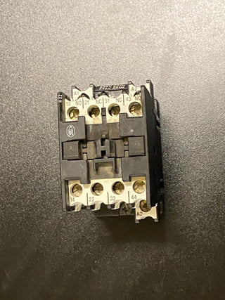 Moeller DIL R 22 Hilfsschütz 2x Schließer, 2x Öffner Auxiliary Contactor schnell0