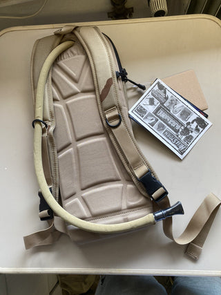 Blackhawk Hydrastorm Turbine 3L Trinkrucksack Desert Camo Carrier mit Blase10