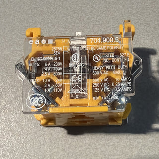 3X EAO Schaltelement, Kontaktblock 704.900.5 (1NC, 1NO)0