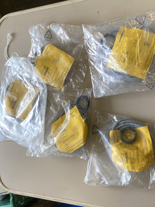 Turck Induktiver Sensor BI10-S30-AZ3X – NEU & OVP2