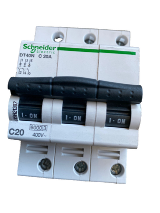Schneider Electric Acti9 iDPN DT40N – Leitungsschutzschalter 3P 20A C 10kA (A9N21