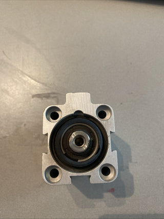Festo Kompaktzylinder ADVU-32-25-A (Teilenummer: 13277) – Gebraucht
