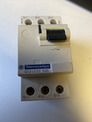 Schneider Electric / Telemecanique GV2LE32 Motorschutzschalter (32A)1