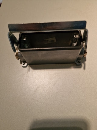 1 Stück, Gehäuse: für HDC-Steckverbinder D24B-SF-1L-PG21#72
