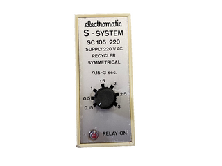 Elektromatik Carlo Gavazzi SC 105 220 | S-System Taktgeber-Relais 220V AC0