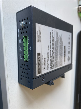 Advantech KSA-3085802 Netzteil (90W / 19V) – Industrie-Qualität6