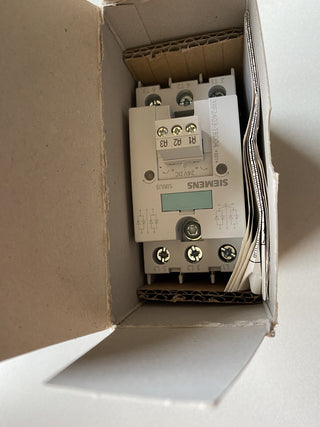 Siemens 3RF2403-1BD04 Halbleiterschütz, Schraubanschluss, 3-Phasig2