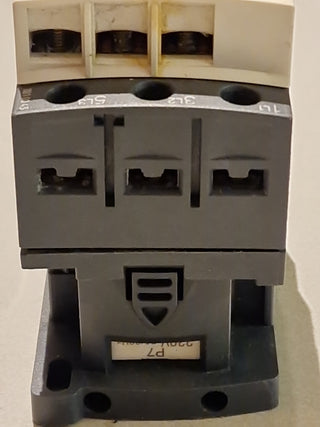 Schneider LC1D09 Contactor with P7 230V coil3