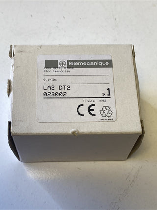Telemecanique Zeitblock LA2 DT2 LA2DT2 time delay contact block 0,1-30s1