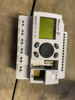 Eaton Möller Easy819-DC-RC PLC Control unit5