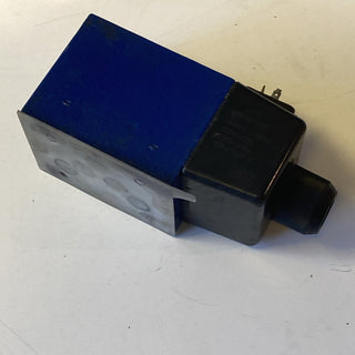 Rexroth 4WE10D33/CW230N9K4 ElektromagnetischesC-Ventil R9009124965