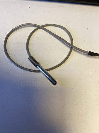 BOSCH Ersatzteil TTNR: 8738204637 Temperaturfühler T1/T4 4000mm1