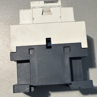 Telemecanique LC1D32 Schütz,24V 50/60Hz2