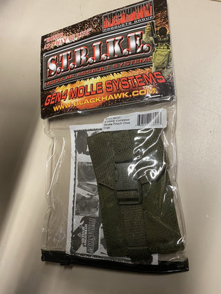 US ARMY STRIKE compass strobe pouch olive von Blackhawk10