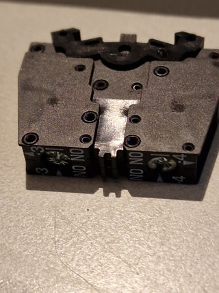 4xSiemens 3SB3400-0K Contact block 1NC3