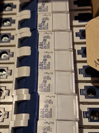 ABL Sursum 1Z075UM Leitungsschutzschalter 0,75A 277VAC neu5