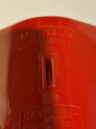 Mennekes 3266 CEE Stecker 32A 3P+N+E 240/415V 6h neu