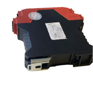 Schneider Electric Preventa XPSBCE3110C Sicherheitsrelais – 24V AC/DC – Gebrauch3